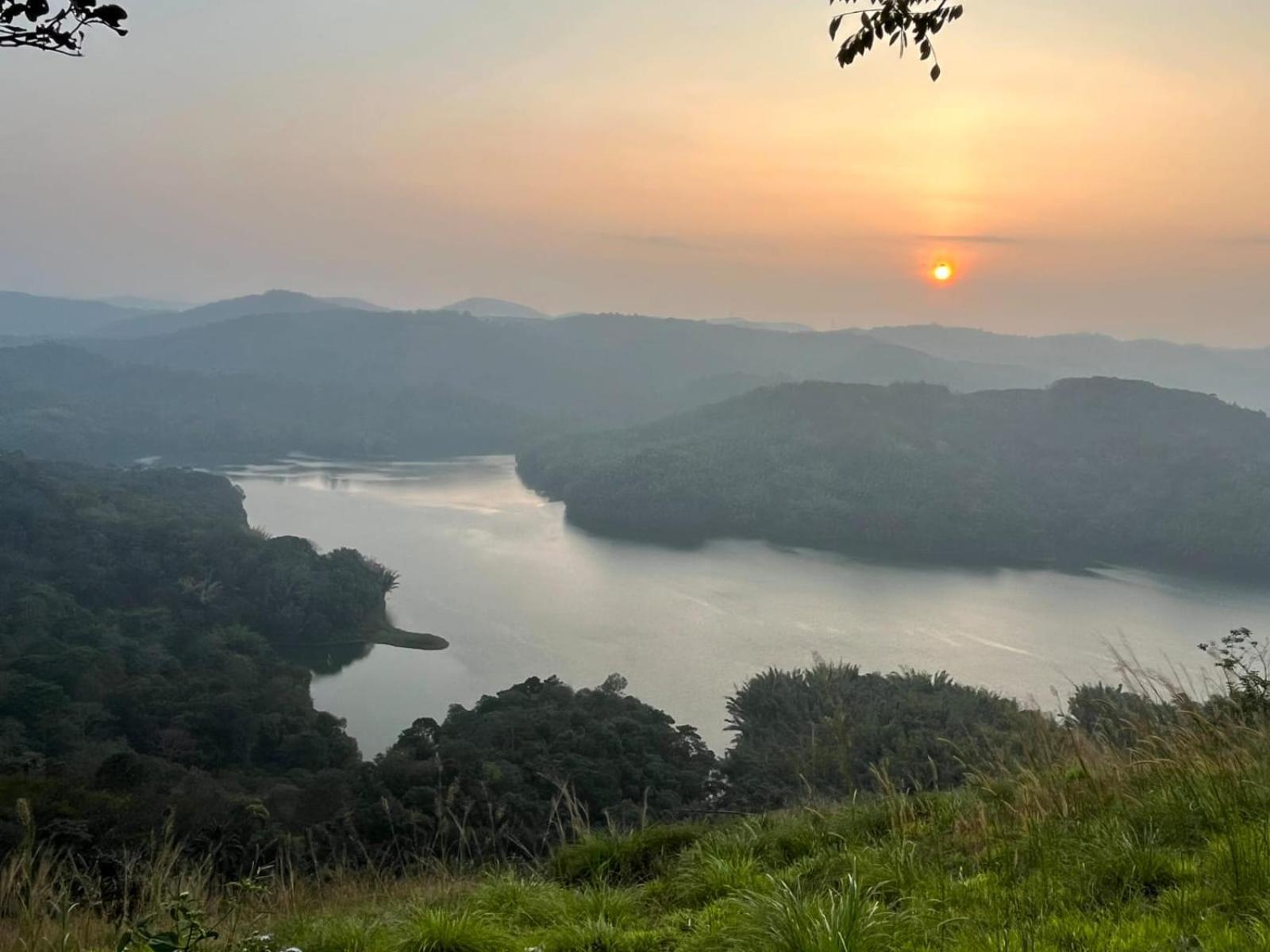 Munnar Village Homes Экстерьер фото