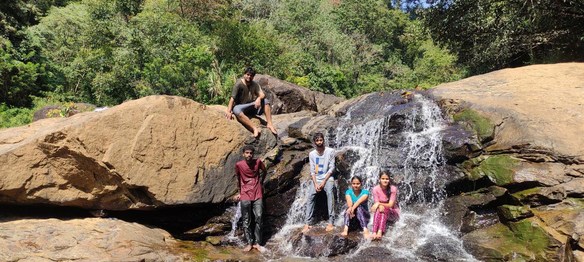 Munnar Village Homes Экстерьер фото